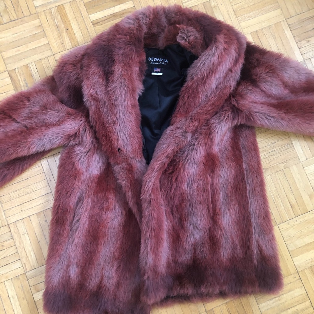 COPY - Great faux fur coat
